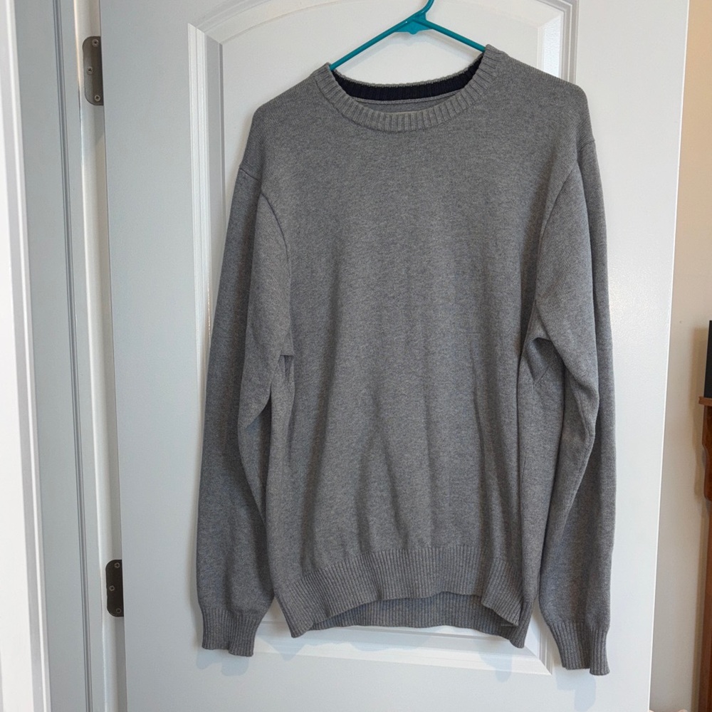 Duluth Trading Co Gray Crewneck Sweater